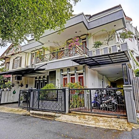 Spot On 91482 Sentosa Home Bandung Ngoại thất bức ảnh
