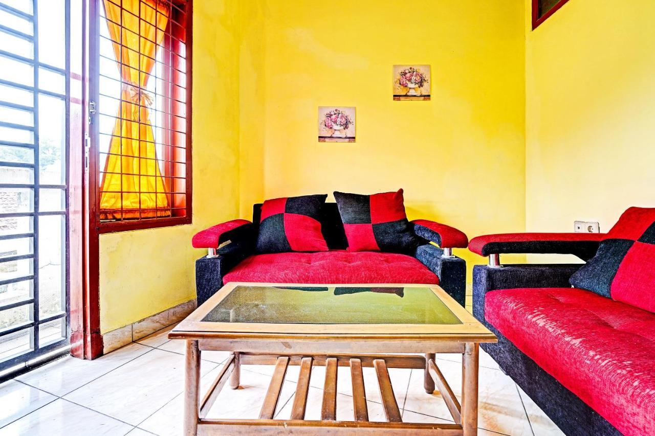 Spot On 91482 Sentosa Home Bandung Ngoại thất bức ảnh