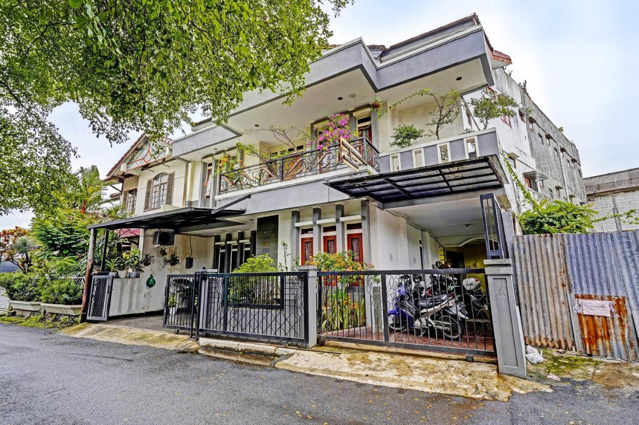 Spot On 91482 Sentosa Home Bandung Ngoại thất bức ảnh