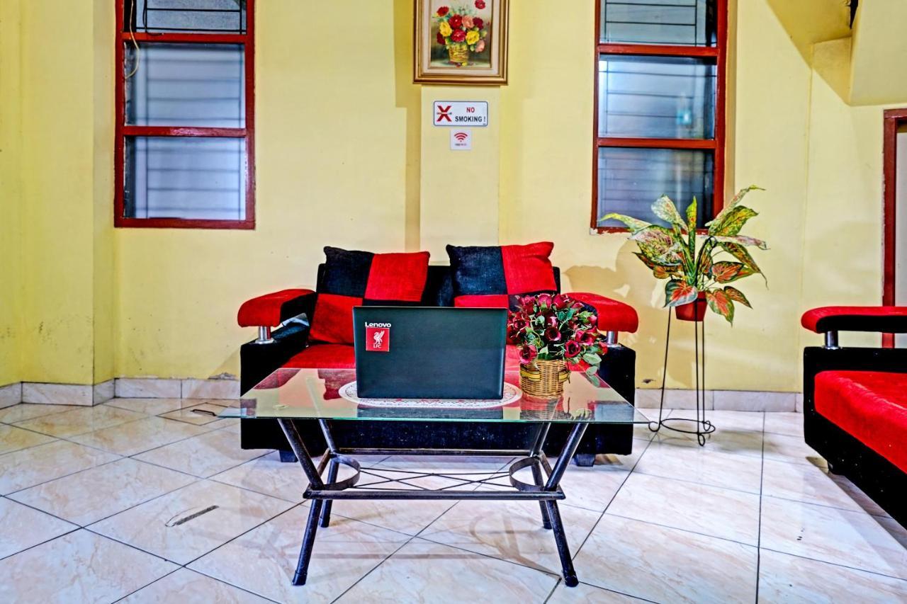 Spot On 91482 Sentosa Home Bandung Ngoại thất bức ảnh
