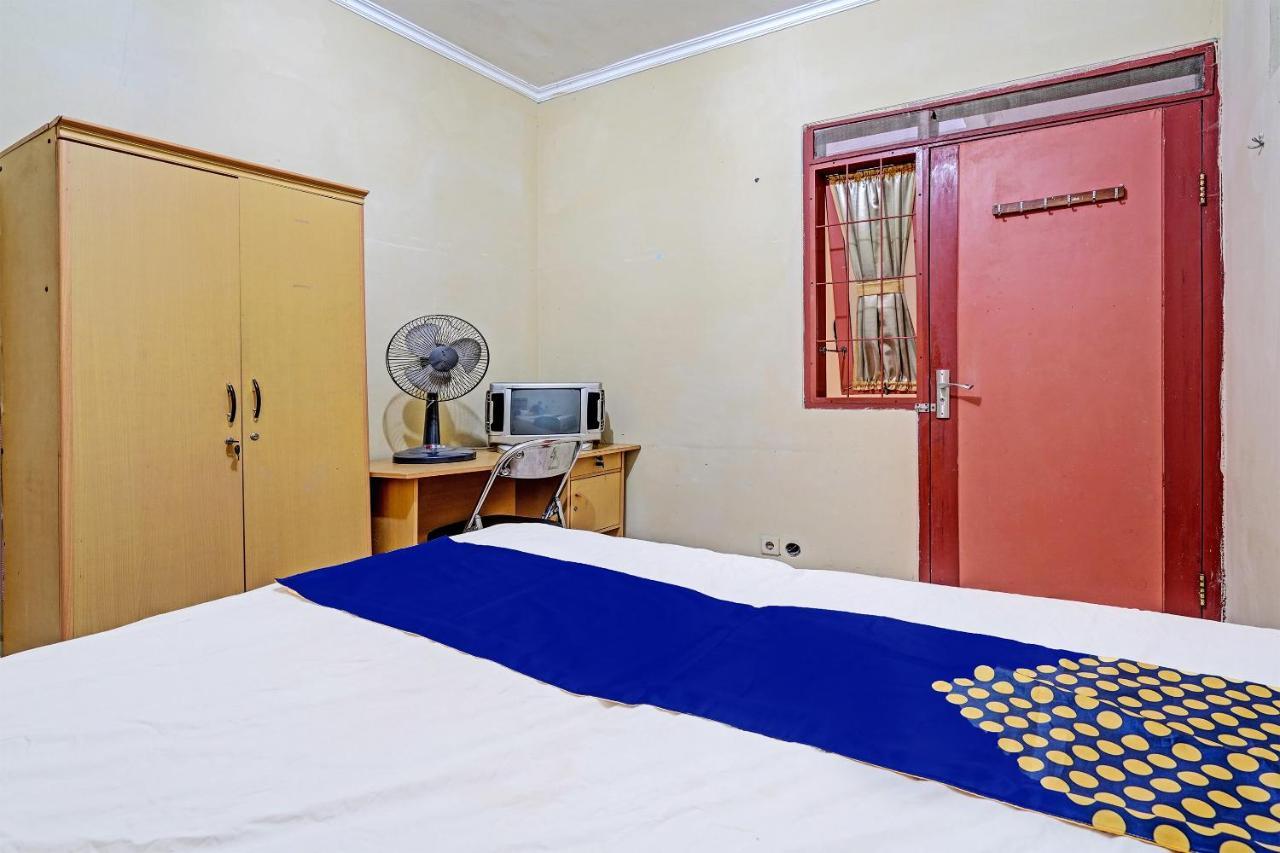 Spot On 91482 Sentosa Home Bandung Ngoại thất bức ảnh