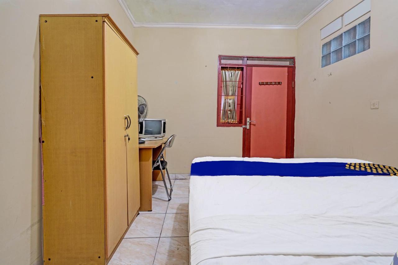 Spot On 91482 Sentosa Home Bandung Ngoại thất bức ảnh